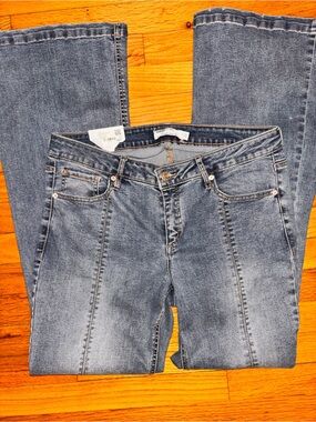Women’s Blue Denim Jeans - Bell Bottom style Size 11 
Never worn with tags